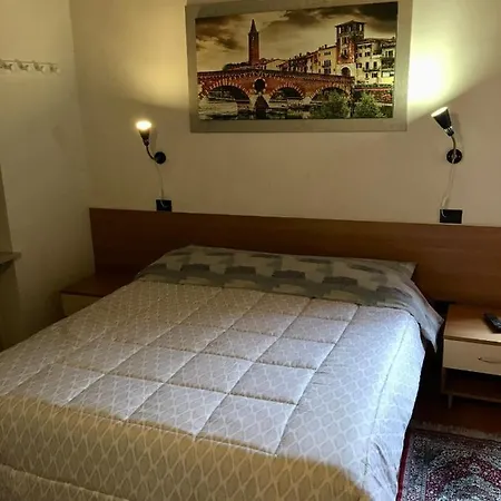 Casa Apartament Werona